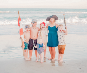 A family pirate adventure on the beach